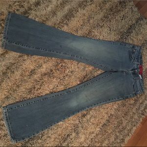 Levi jeans